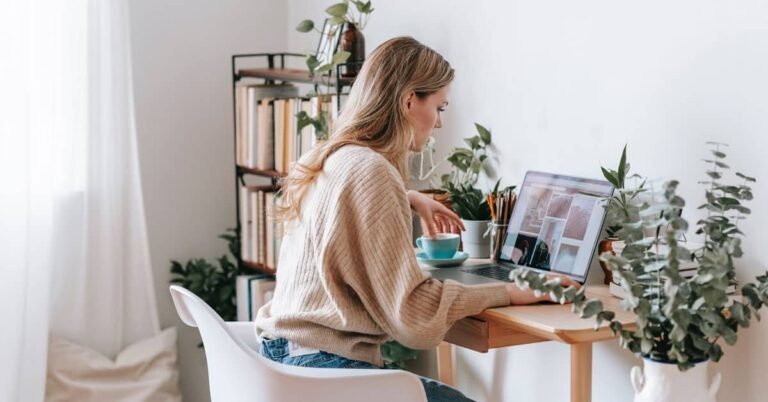 Independent Contractor Jobs: A Complete Guide to Flexible Online Careers